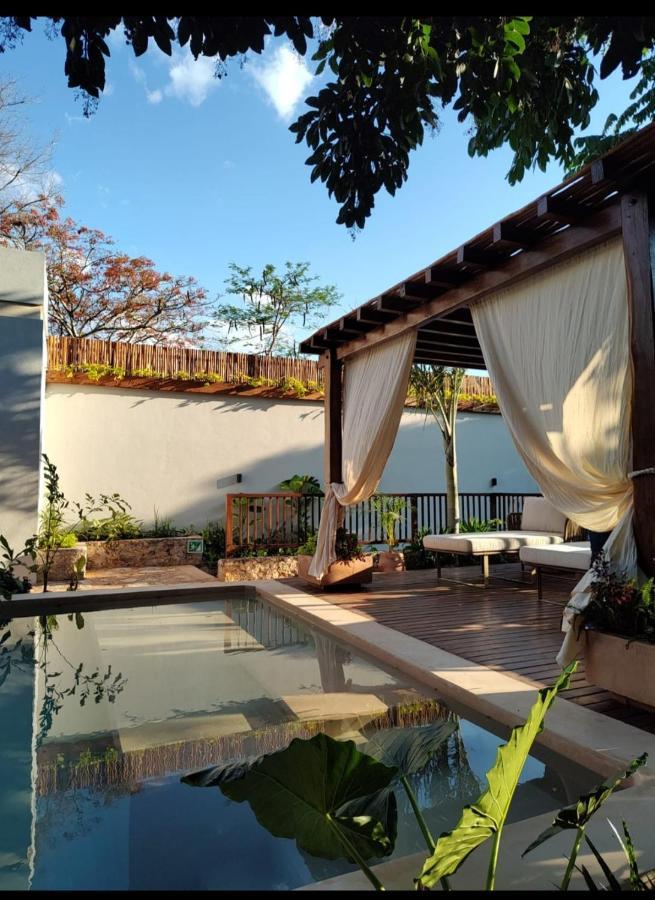 Hotel Sutuk Valladolid  Bagian luar foto